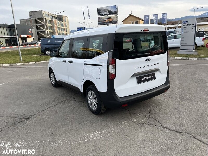Ford Tourneo Courier