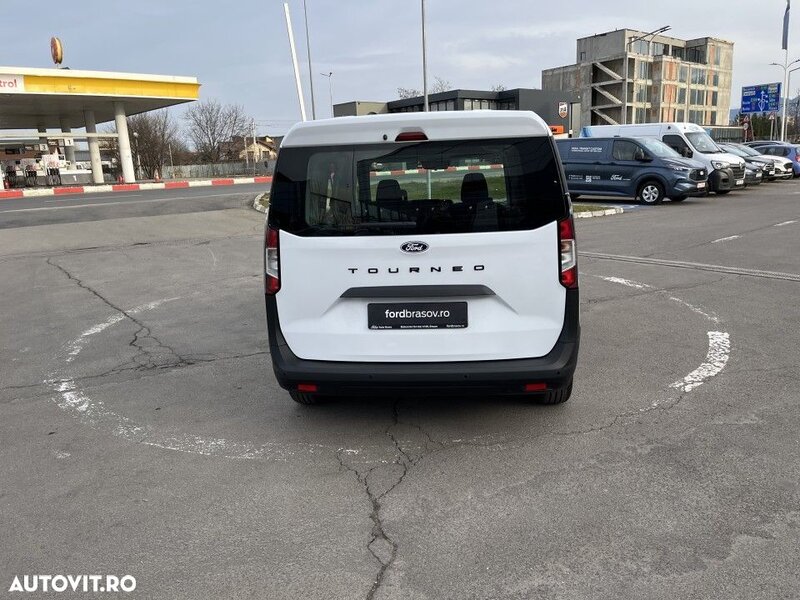 Ford Tourneo Courier
